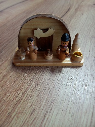 Miniatur holzkrippe mit - miniatur,