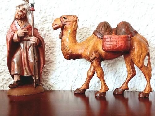 Krippenfiguren geschnitzt - 2,